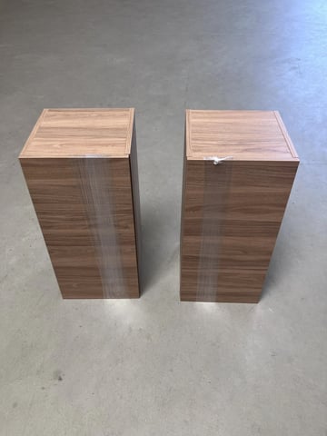 Tweedekans - Ink wandkast  - zuiver eiken (set van 2)