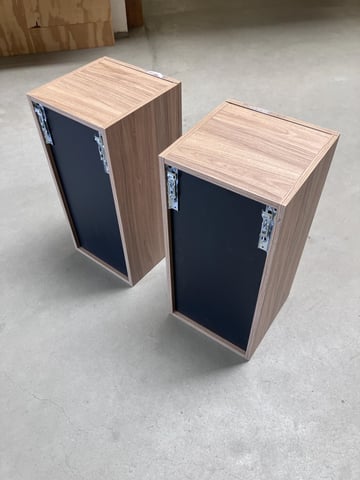 Tweedekans - Ink wandkast  - zuiver eiken (set van 2)
