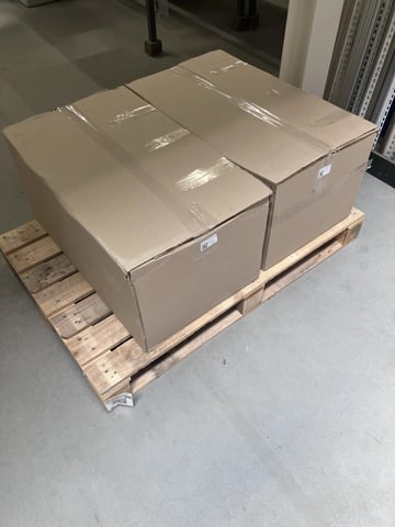 Tweedekans - Ink wandkast  - zuiver eiken (set van 2)