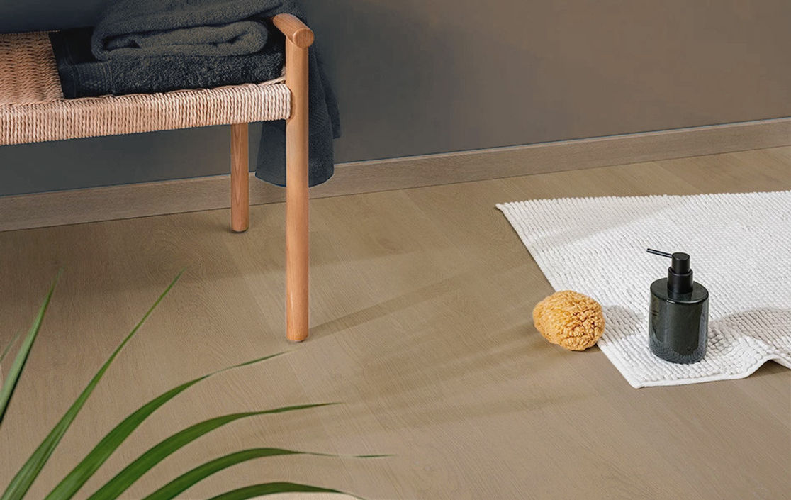 Bobeau Mantaro hoge plint 6x240cm - Hay