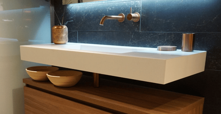Bliss Eviva Spazio Wastafelblad met enkele bak Spazio 60 zonder kraangat Model C - Solid surface mat wit - 1001-1400x450x110 mm (bxdxh)
