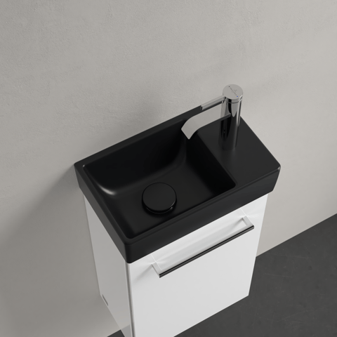 Villeroy & Boch Avento fontein 36x22cm - kraangat rechts - pure black CeramicPlus